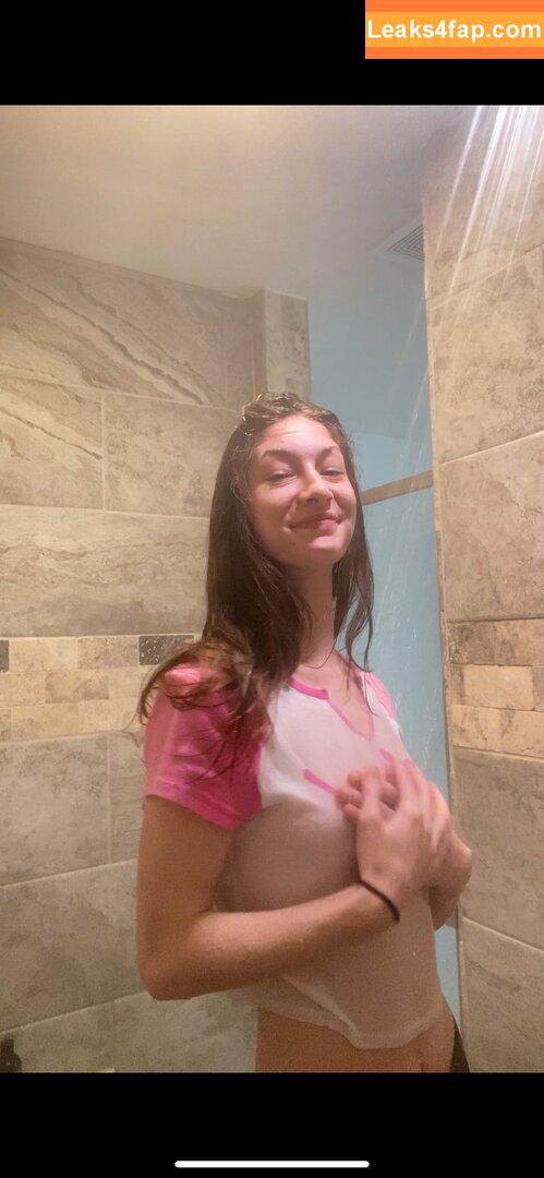 69naughtynova69 / itsnovababy69 leaked photo photo #0003