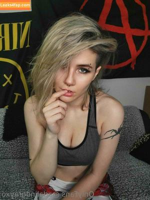 Adalind Gray photo #0128