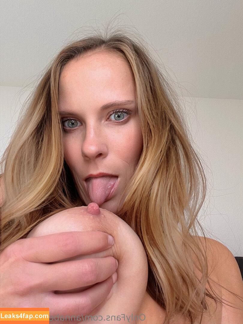 annabellepeaches / the.real.official.annabele.pea leaked photo photo #0015