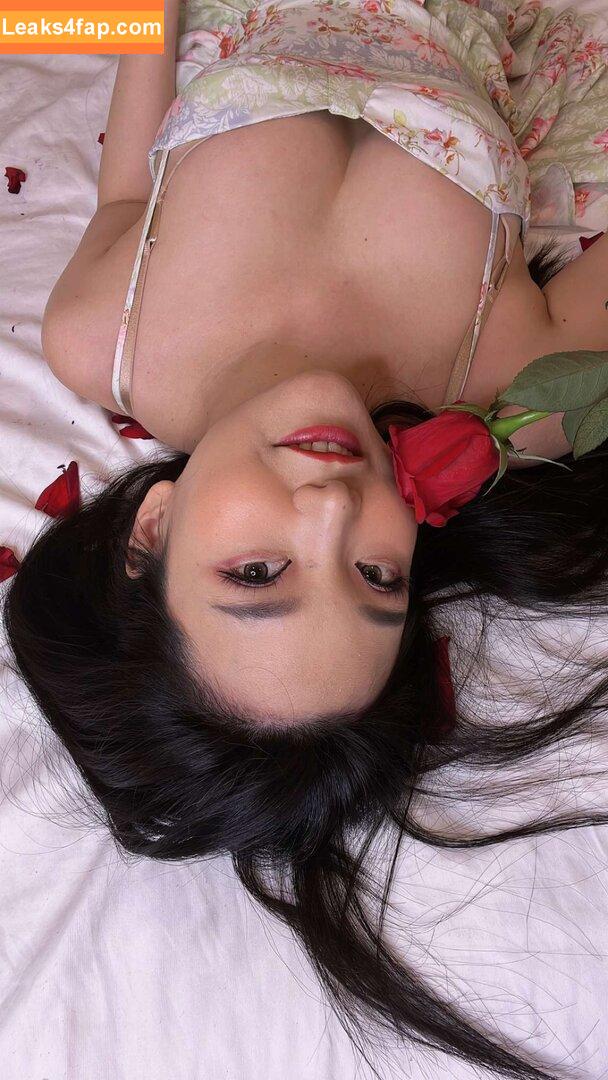 Codemiko / Youneh / thecodemiko leaked photo photo #0005