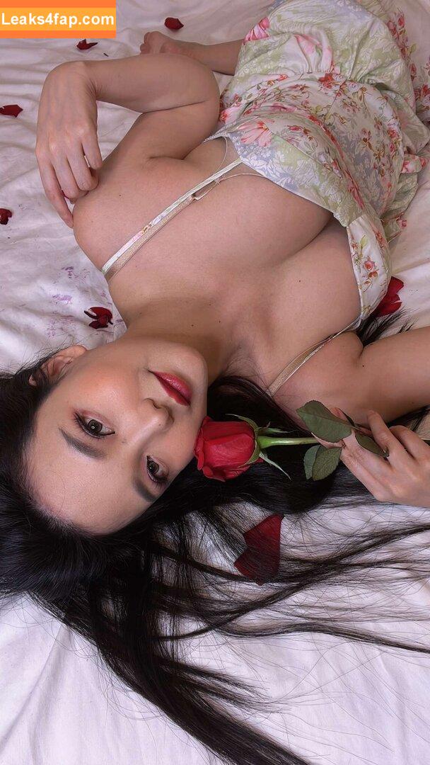 Codemiko / Youneh / thecodemiko leaked photo photo #0006