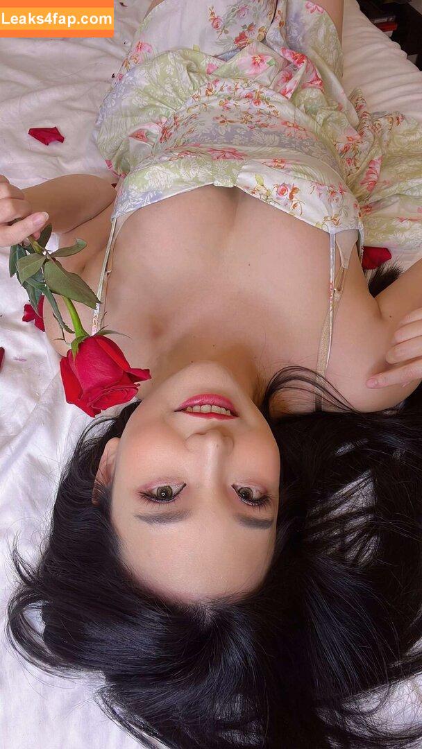Codemiko / Youneh / thecodemiko leaked photo photo #0011