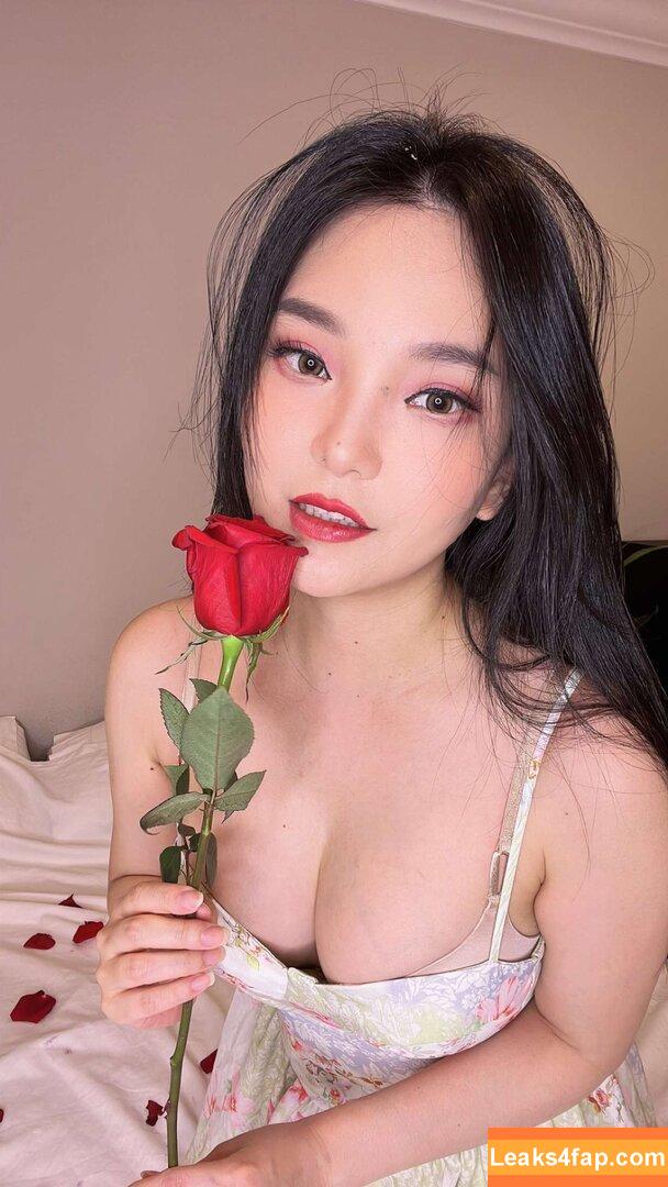Codemiko / Youneh / thecodemiko leaked photo photo #0012