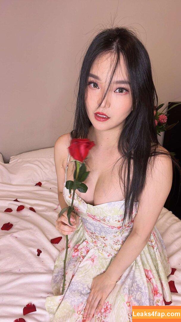 Codemiko / Youneh / thecodemiko leaked photo photo #0021