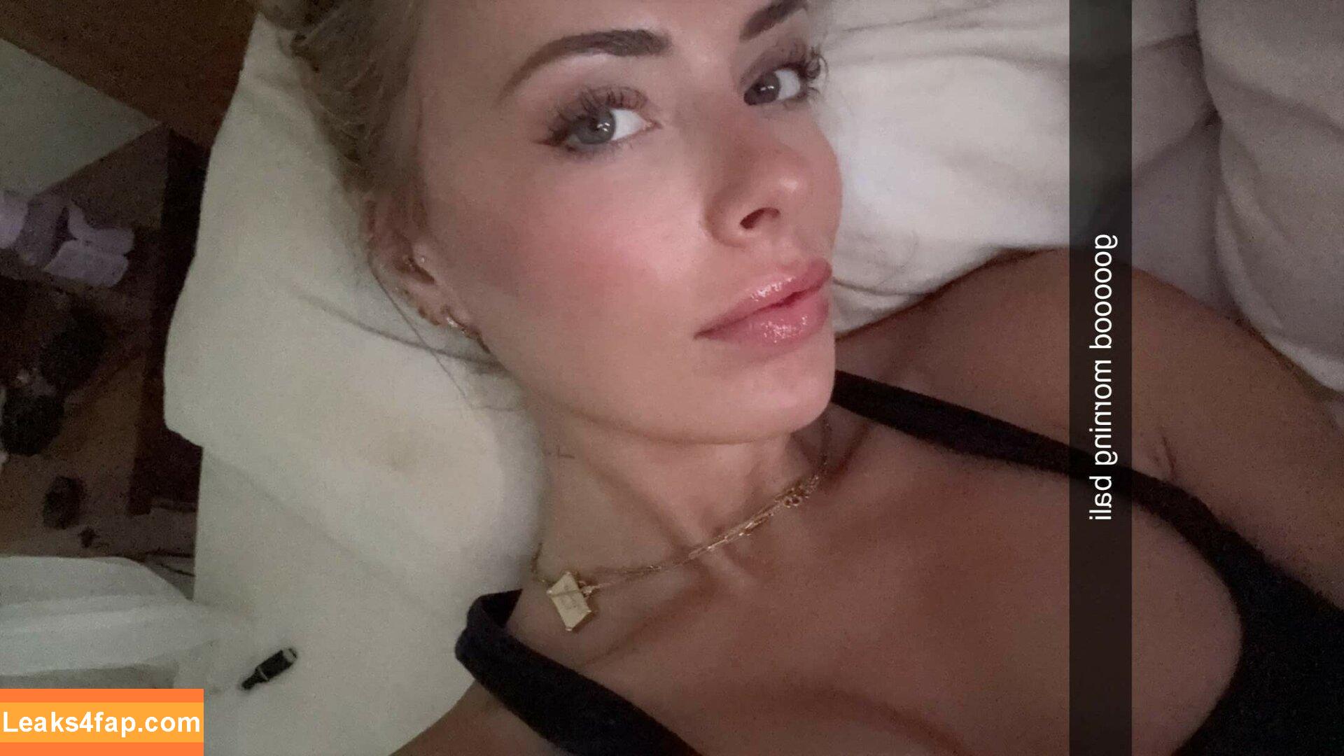 Corinna Kopf / CorinnaKopf leaked photo photo #0048