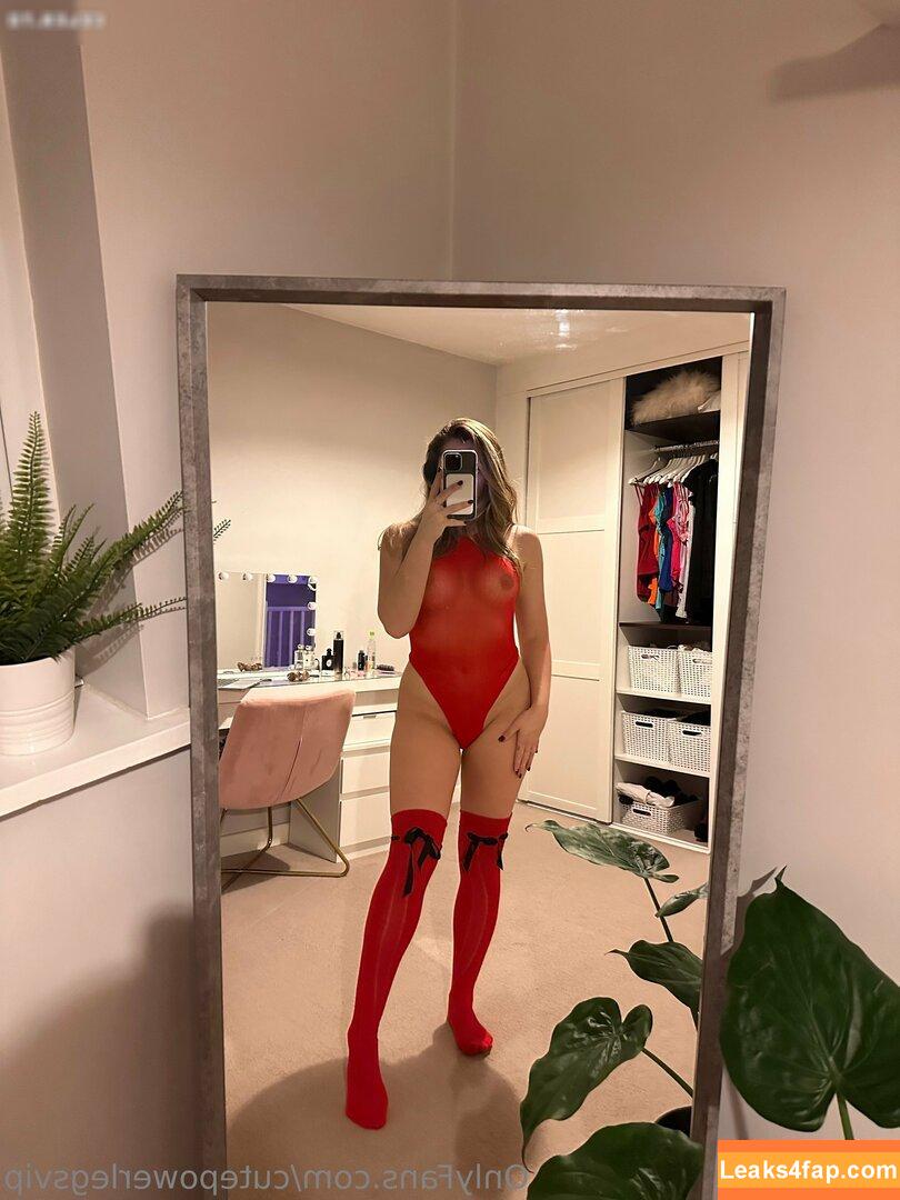 CutePowerLegs / xalisontaylorx leaked photo photo #0063