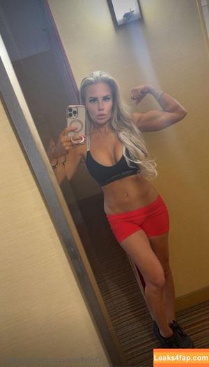 Dana Brooke фото #0004