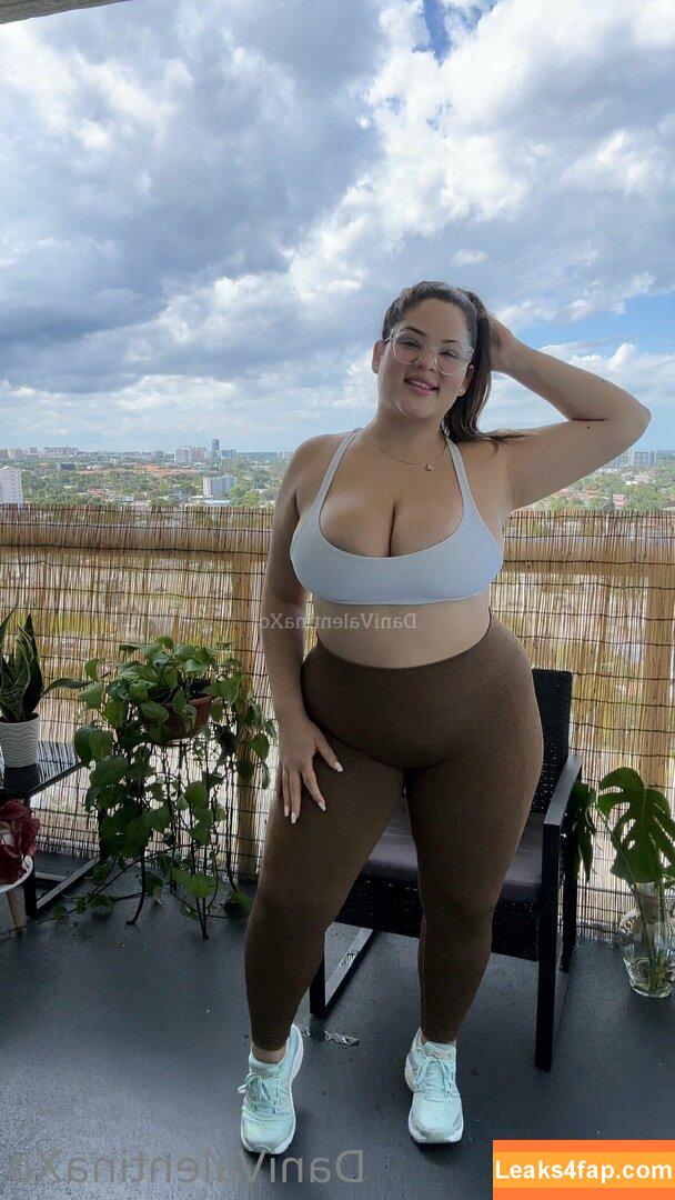 danivalentinaxo / danivalentine_x leaked photo photo #0021