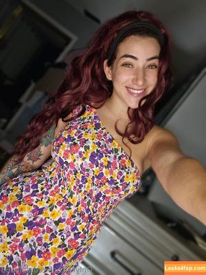 daphne63 photo #0032