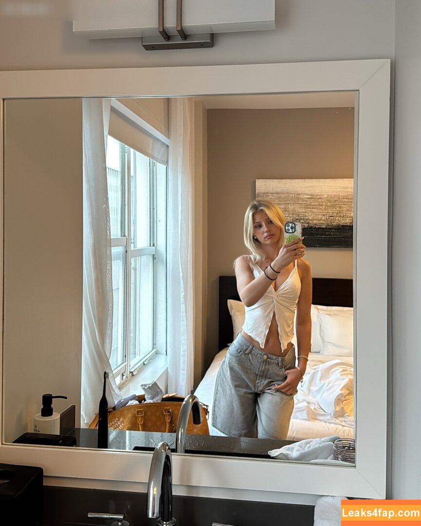 Elena Zoe /  leaked photo photo #0067