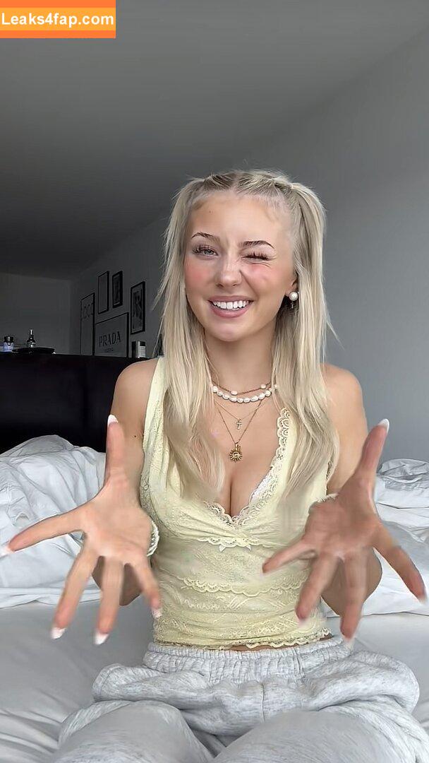 Elena Zoe /  leaked photo photo #0072