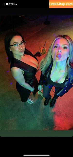 Elizabeth photo #0052