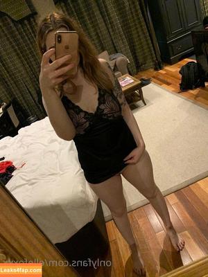 ellefoxfree photo #0031