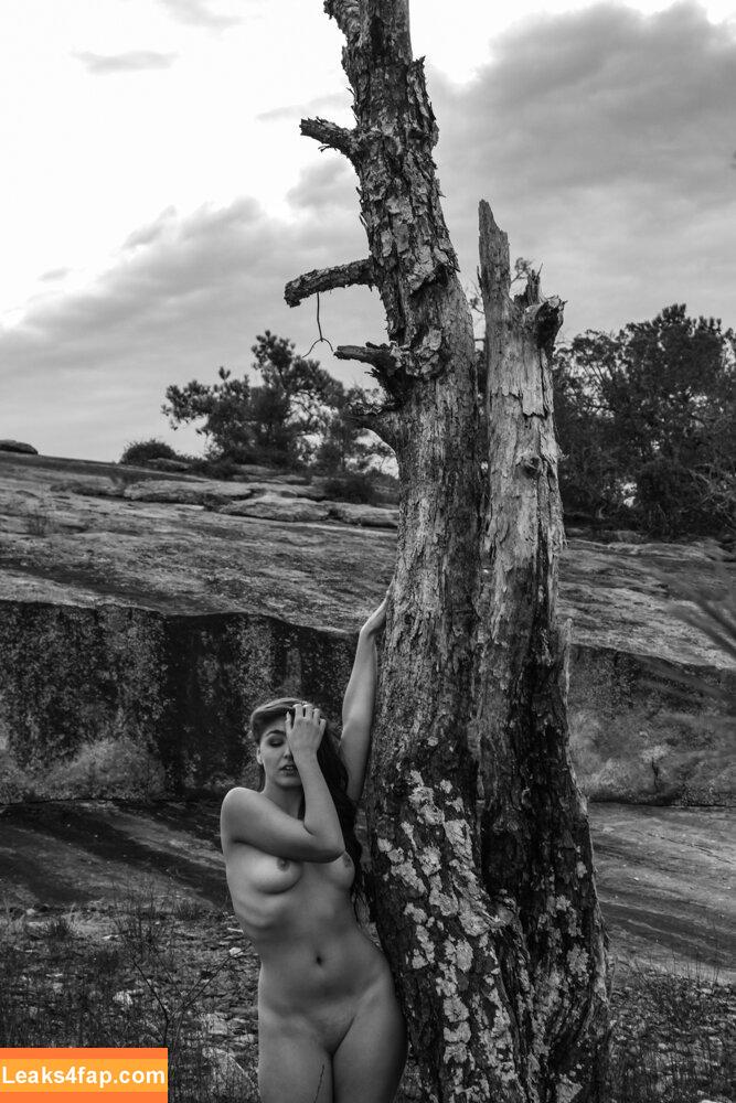 Emily Rinaudo / emjayplays / emjayrinaudo_ leaked photo photo #0037