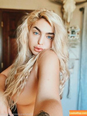 Emily Rinaudo photo #0005