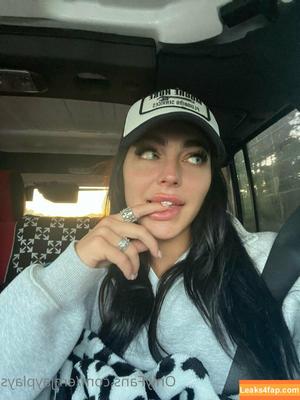 Emily Rinaudo photo #0060