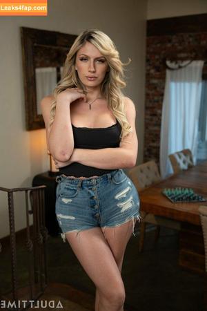 Haley Reed photo #0097