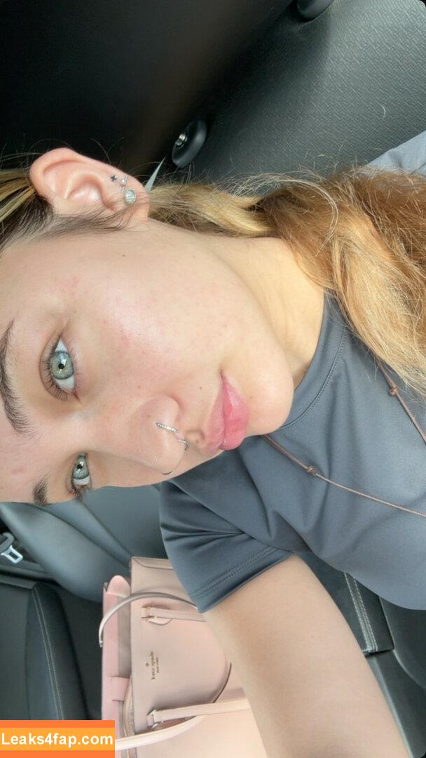 Halia Beamer / haliabeamer leaked photo photo #0171