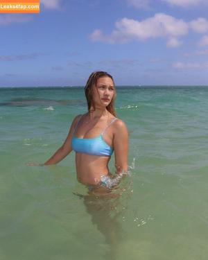 Halia Beamer photo #0069
