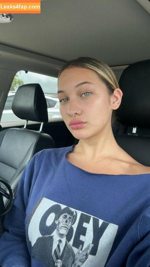 Halia Beamer photo #0107