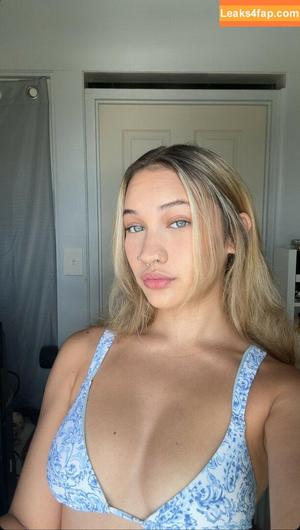 Halia Beamer photo #0108
