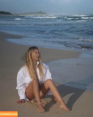Halia Beamer photo #0284