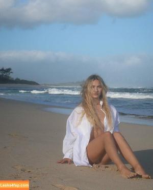 Halia Beamer photo #0288