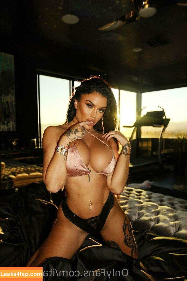 italia_kash / Italia Kash / toochi_kash leaked photo photo #0042