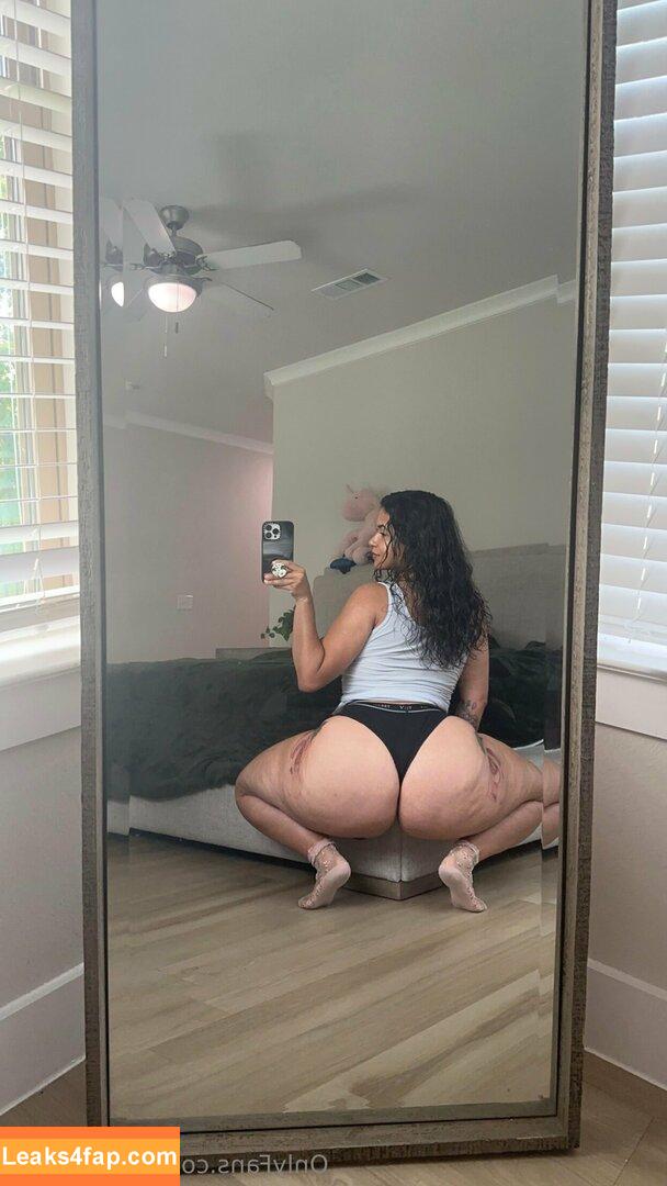 kellymariev / kellymariev_ leaked photo photo #0007