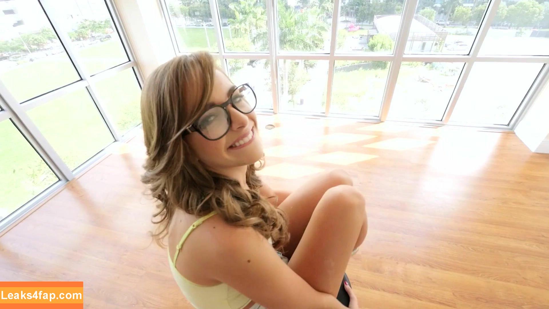 Kimmy Granger / kimmygrangerxxx / strangerthangranger leaked photo photo #0621