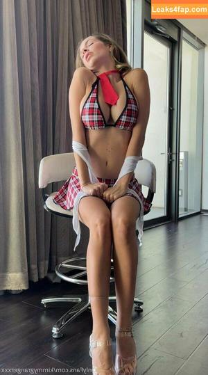 Kimmy Granger photo #0745