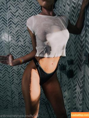 Krisondra Daigneault photo #0007