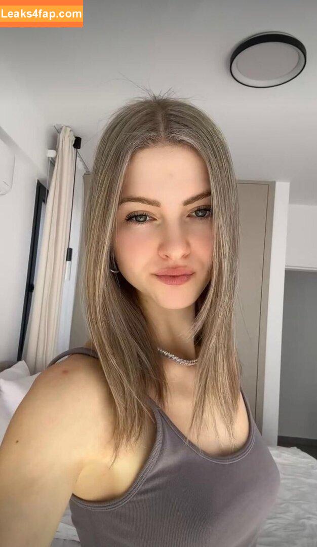 Linneasky /  leaked photo photo #0032