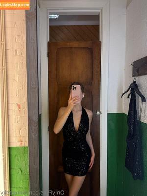 Linneasky photo #0030