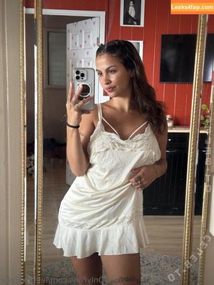 Lizzy Wildfong photo #0003