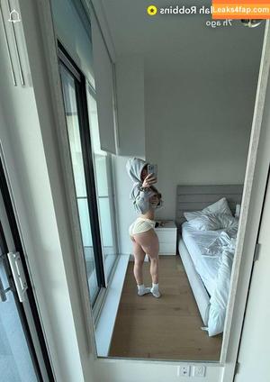 Meelah Robbins photo #0006
