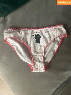 Moona ASMR photo #0137