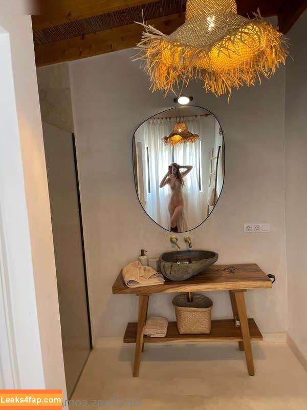 nikanikaa / Nikaniikaa / __nikanikaa leaked photo photo #0148