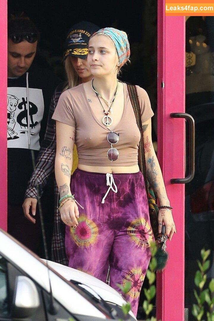 Paris Jackson /  leaked photo photo #0017