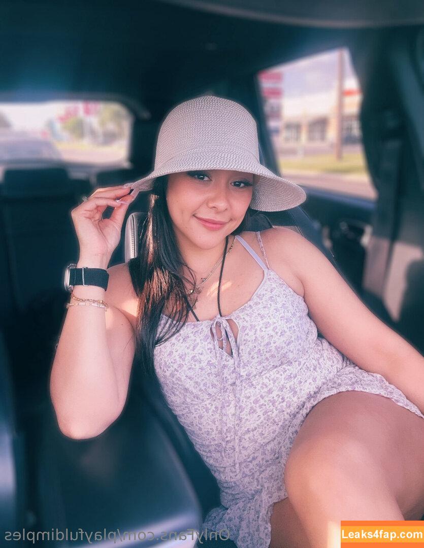 playfuldimples / elegantly.crystal21 leaked photo photo #0016