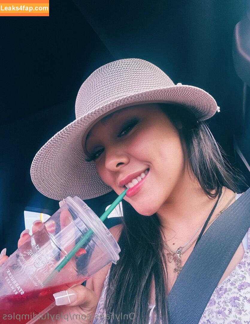playfuldimples / elegantly.crystal21 leaked photo photo #0022