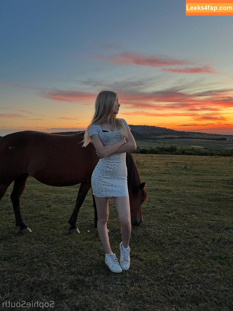 sophiesouth / ariasouth leaked photo photo #0008