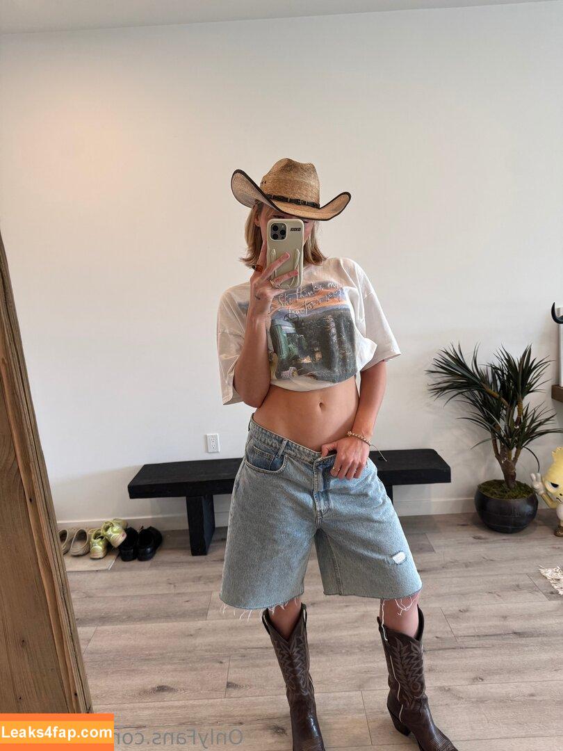 Tayylavie / Bunnybunsxo / Strwbrrycakexo leaked photo photo #0037