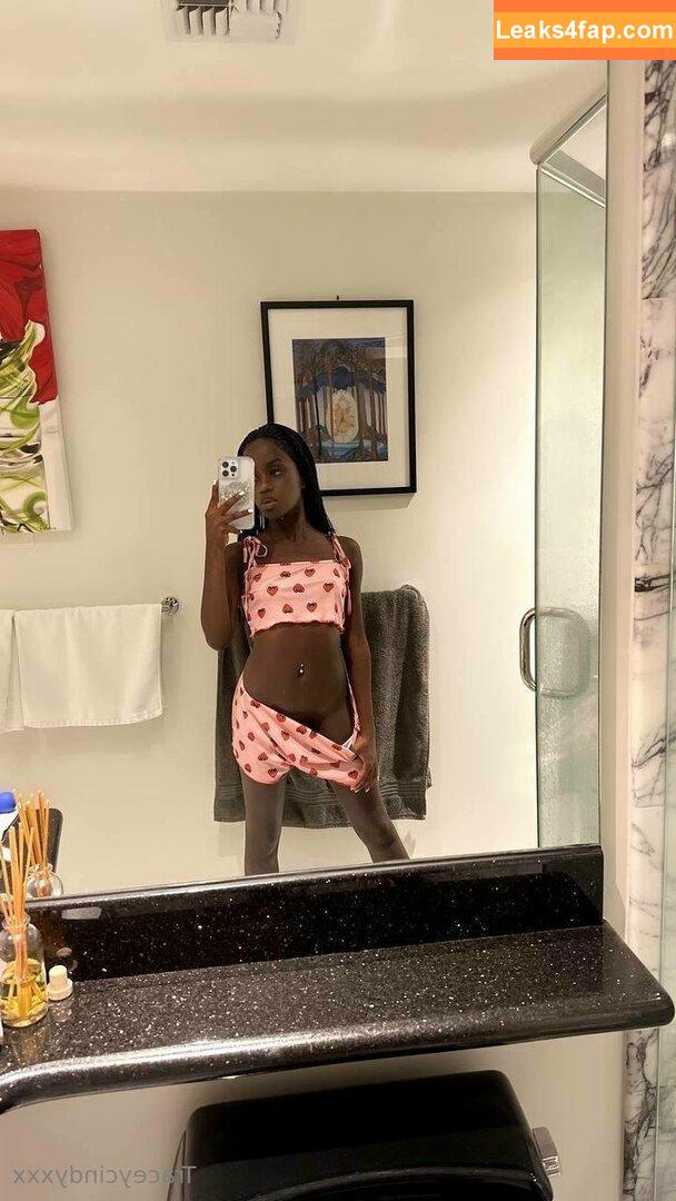 traceycindyxxx / cindy_tracey leaked photo photo #0034