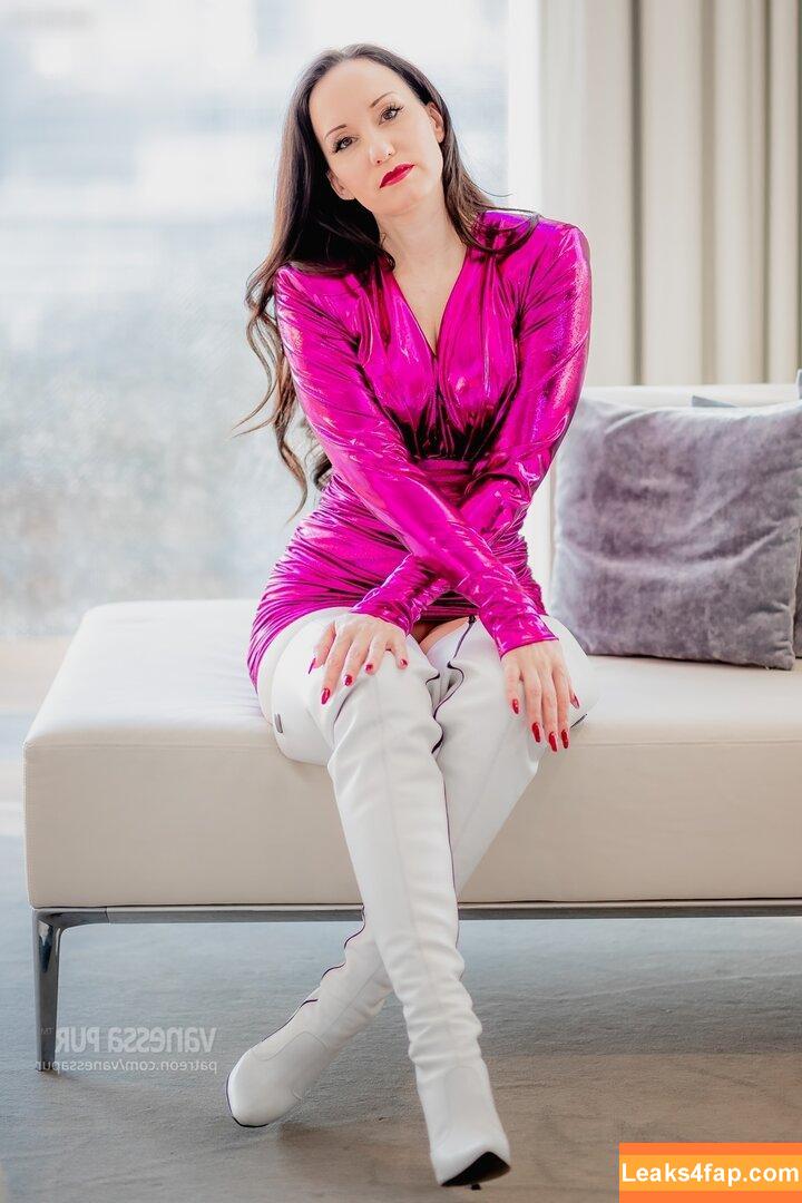 Vanessa Pur / vanessa.pur / vanessapur leaked photo photo #0022