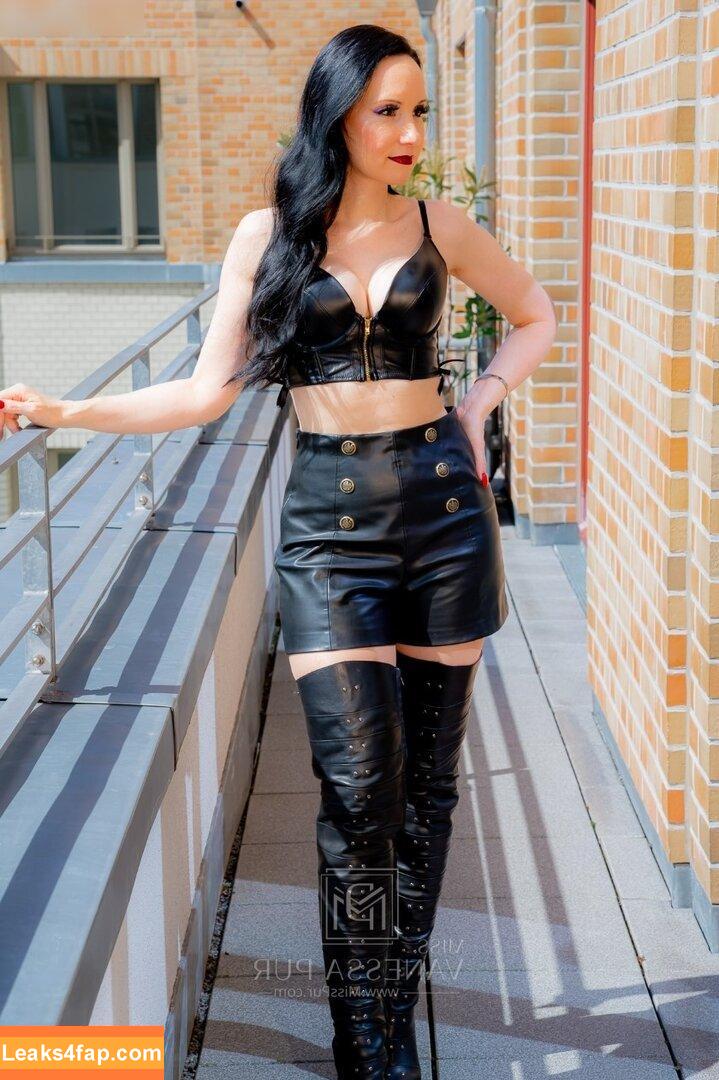 Vanessa Pur / vanessa.pur / vanessapur leaked photo photo #0107
