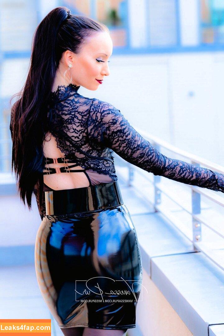Vanessa Pur / vanessa.pur / vanessapur leaked photo photo #0140