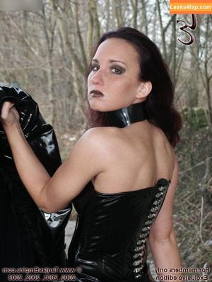 Vanessa Pur photo #0240