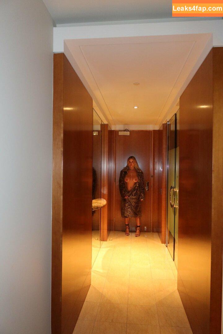 Victoria Campbell / realpeachycheeks / victoria.campbell leaked photo photo #0013