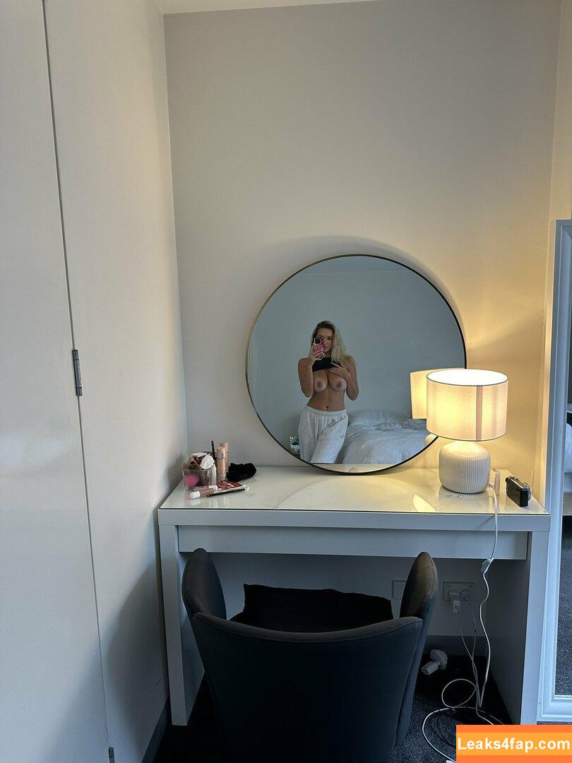 Victoria Campbell / realpeachycheeks / victoria.campbell leaked photo photo #0045